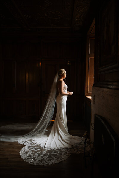 bride holding bridal bouquet