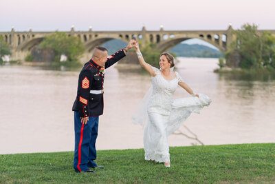 Sunset-Portraits_Night-Photos_Harrisburg-Hershey-Lancaster-Wedding-Photographer_Photography-by-Erin-Leigh_0016