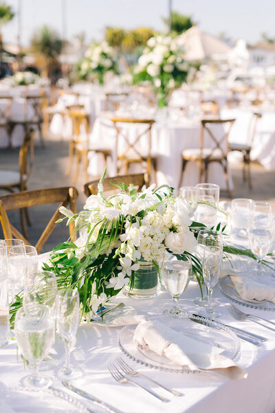 White and Green Wedding Table