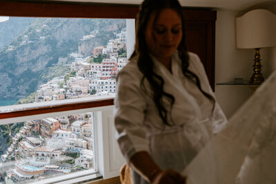 Bride getting ready in Villa Oliviero in Positano for her wedding