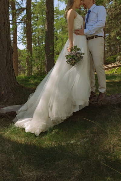 intimate wedding photo near Edinburgh couple look editorial 
