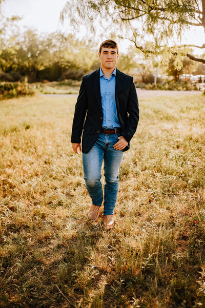 A baby girl and her cute chunky thighs. 