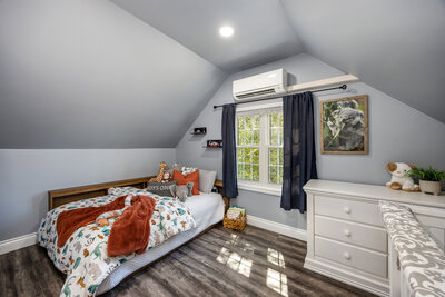 79 Townline bdrm 2 (1)