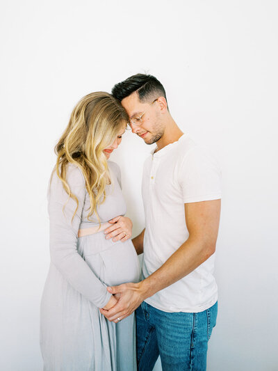 Hugh and Kristen - lifestyle maternity -  056_websize