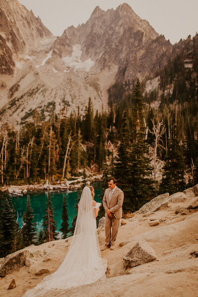 best places to elope in the PNW