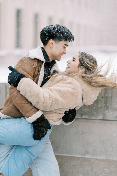 E10-Winter-snowy-engagement-photoshoot-in-Toronto-Zhan-and-Tina-2025-02-16-1200px-1038