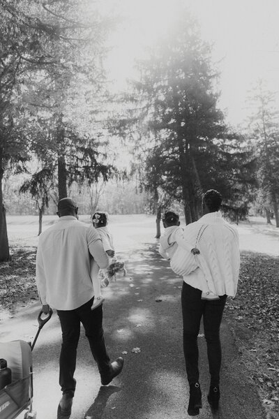 Buffalo, NY lifestyle family session in the fall at Como Park in Lancaster, NY. Courtney Broska Photography.