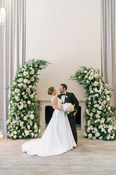 Luxury Black and White wedding at Hotel Washington by DC Wedding Photographer Megan Bennett Photography