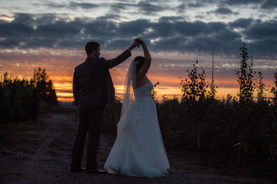 Bride and Groom at the Lairmont Manor in Bellingham