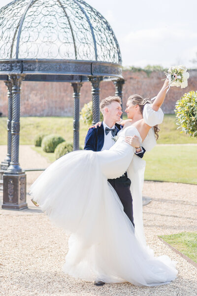 Bride and groom celebrate at foxtail barns