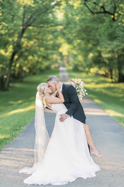 Alaina-Rene-Wedding-Senior-Photographer-Knoxville-Tennessee_12