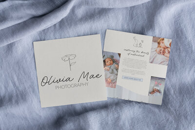 Minimalist business card design in warm, neutral tones for a newborn and family photographer, created by Kami Alicja to match her brand identity

