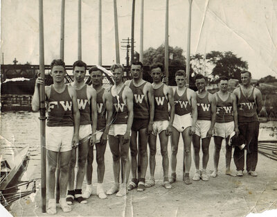 1930s FRWC crew