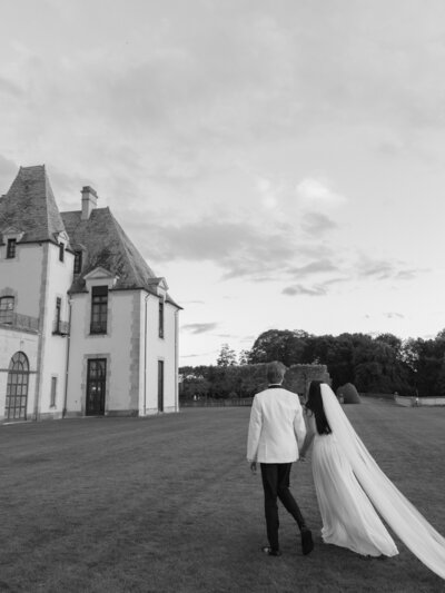 Virginia & DC wedding and film photographer who specializes in weddings and engagements for the romantic and classic couple.