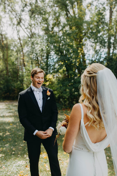 Kelsey-S-Photography-Minnesota-Wedding-Lifestyle-Photographer-Bride-Groom-014