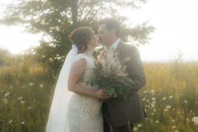 Spring wedding photos in Michigan