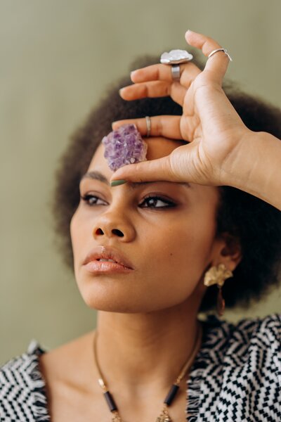 pexels-mikhail-nilov-6931892