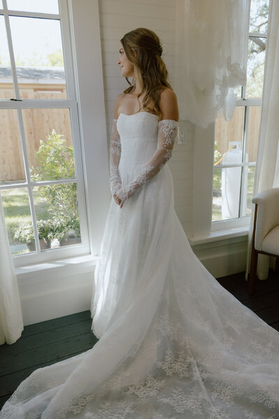 Needle & Wand | Your Wedding Gown Seamstress Near Me in Austin Needle & Wand | Your Wedding Gown Seamstress Near Me in Austin