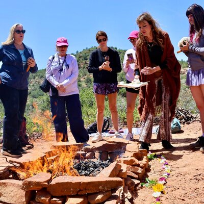 dana haines hosting soul retreat awaken the magic sedona arizona womens wellness and spiritual retreat (fire ceremonies, hiking vortexes, soundbaths, ancient ceremonies)