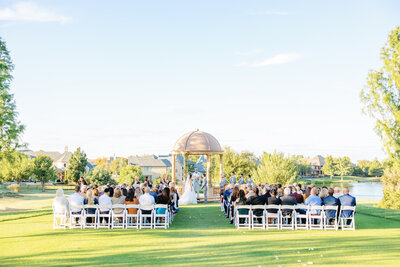 outdoor wedding ceremony at gaillardia country club-1