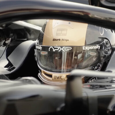 apriloberst_f1-shark-collab_02