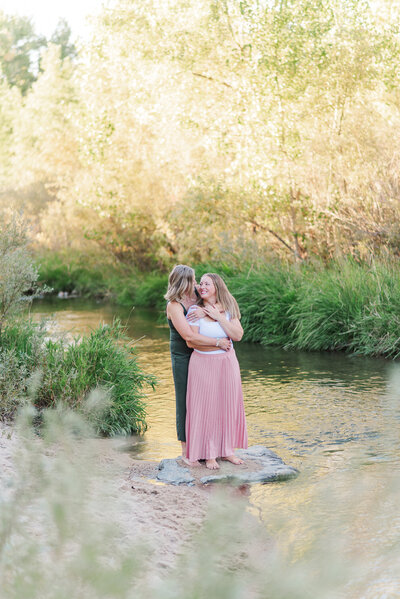 colorado-wedding-photographer-creek
