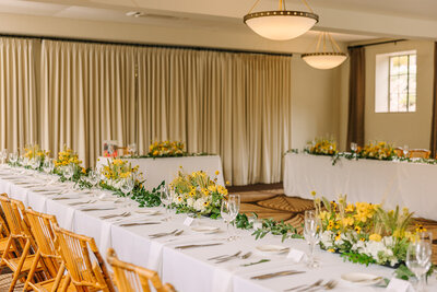 floral table decor at new wedding venue lodge at st edward state park