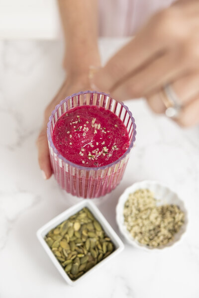 Improve and Reset Gut Health, Reverse Autoimmune Symptoms and Disease, Hashimoto Support | Nikki Yelton | Integrative and Functional Medicine, Registered Dietitian Nutritionist Specializing in Gut Health, Autoimmune Symptoms, and Hashimoto's