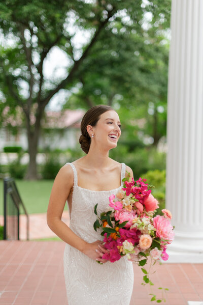 Outdoor bridal photos in Texas
