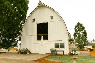 The Farm on Golden Hill Wedding venue in Oregon