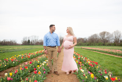 rachel-sean-spring-maternity-session-holland-ridhe-farms-imagery-by-marianne-2019-29