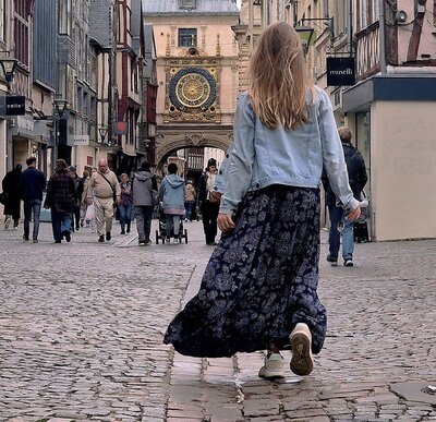 Astrology Of Place, Astrocartography, Timing, Kristin J Brovia l horloge Rouen France