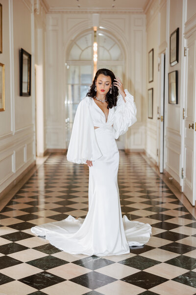 bride inside Newport Mansion luxury chic dress