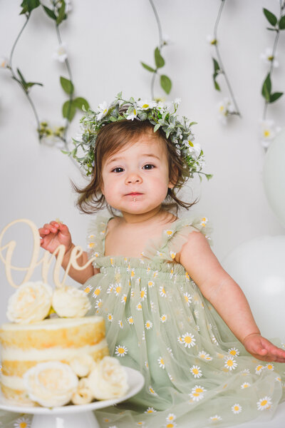 Joyful 1-year-old cake smash — refined milestone photography in the Bay Area
