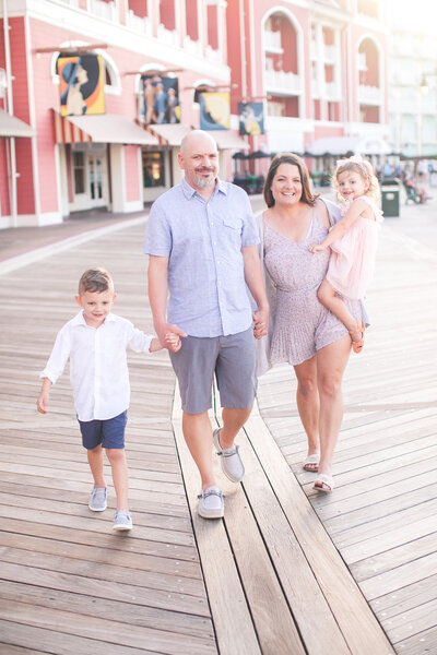 APRIL BOARDWALK FAMILY PICTURES 134cc