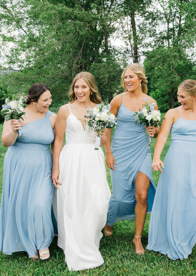 Wedding bridal party photo Pittsburgh outdoor