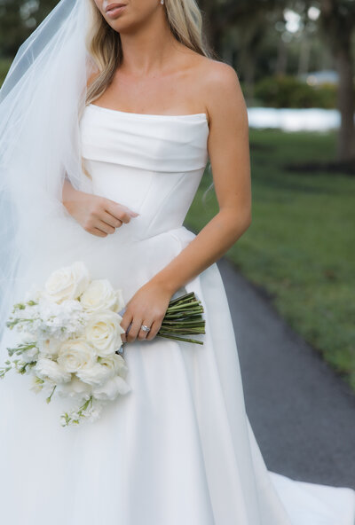 Naples wedding photographer, meet Maddie.