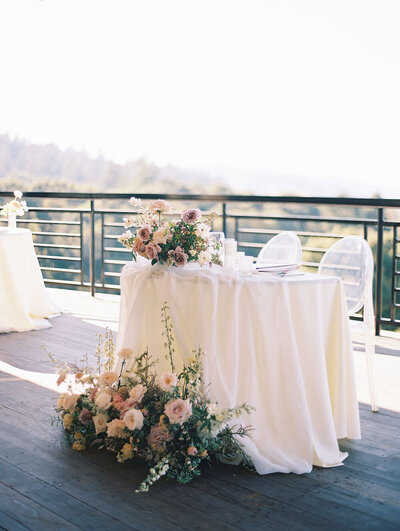 Outdoor ceremony california wedding decoration