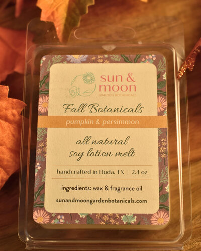 sun-and-moon-garden-botanicals-fall-pumpkin-persimmon-fall-melts-above