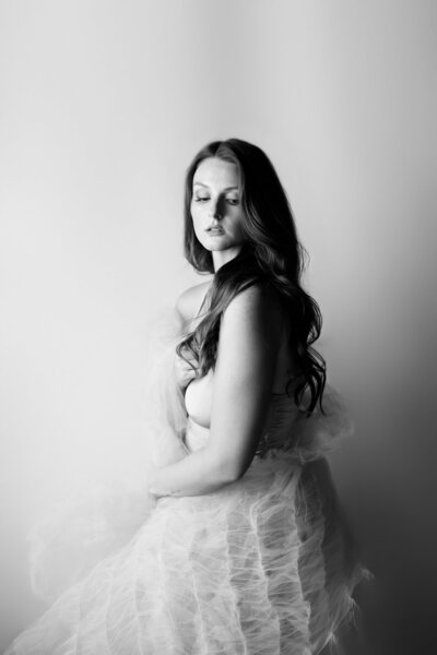 romantic photoshoot in black and white with Boudoir Austin photographer