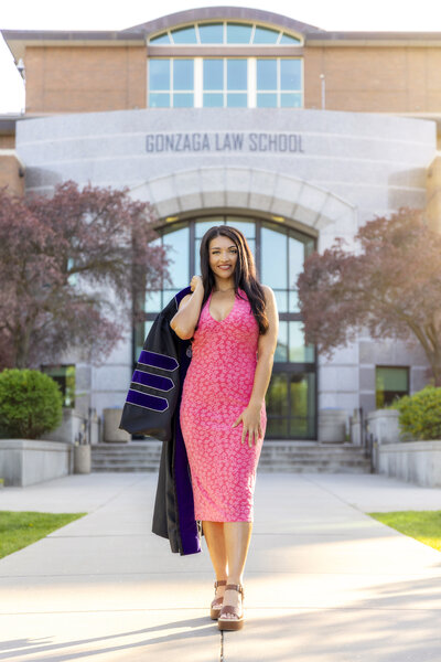Gonzaga university graduation pictures
Spokane  Photographer