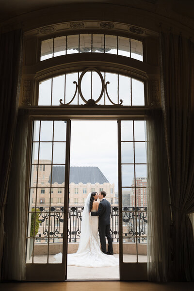 xix-bellevue-balcony-wedding-first-look-photo