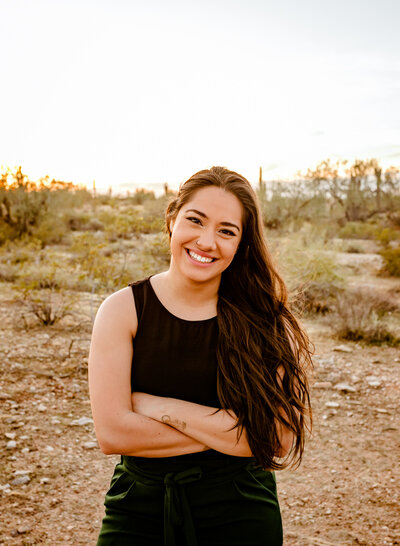 Amber maternity and family photographer at a desert location in Phoenix