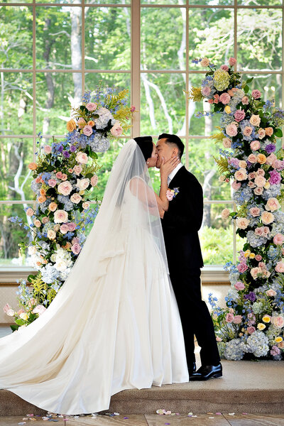 Leigh Florist Design Studio Audubon NJ Your South Jersey and Philadelphia Wedding and event florist