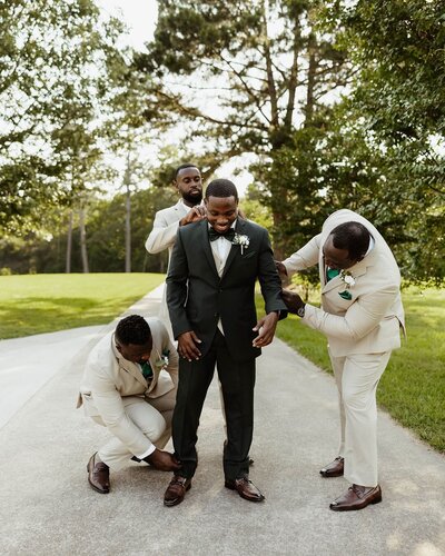 groomsmen at rosewood venue mt vernon east texas wedding bride and groom ceremony groom suite