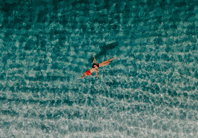 Manda Lynn, adventure filmmaker, capturing cinematic elopement in the mountains and beyond.