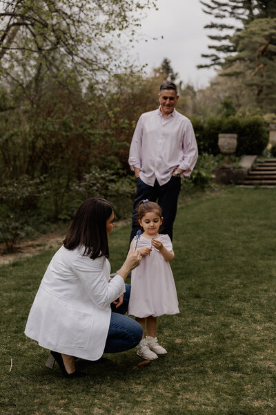 family photoshoot at ringwood botanical gardens nj