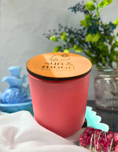 sun-and-moon-garden-botanicals-summer-orchid-papaya-candle-4