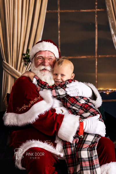 WallerFamily_Santa2022_PDS_Web-22