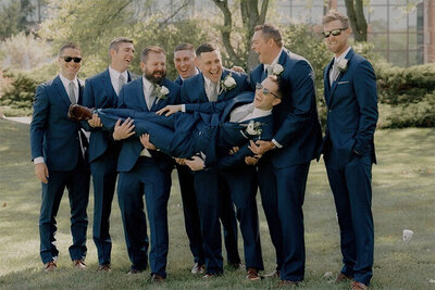 Blush-and-Briar-Chicago-based-wedding-videography_0016_SharpenedUntitled_1.24.1-Softness.jpg